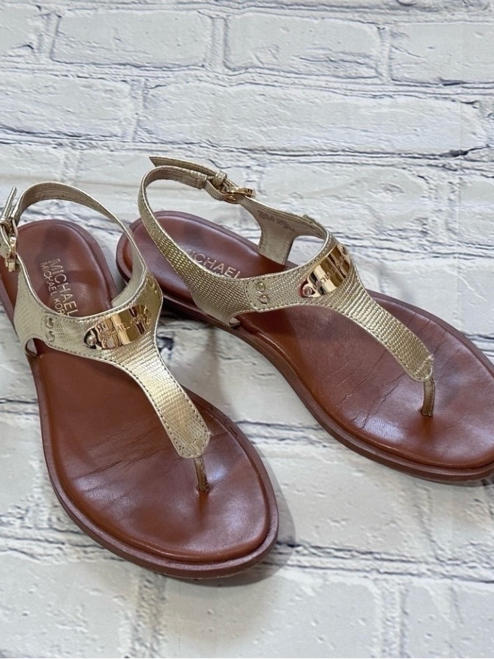 MICHAEL Michael Kors Gold and Brown Leather T-Strap Sandals - Like New!